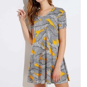 Loft botanical print black yellow swing dress Sz M ruched short sleeve